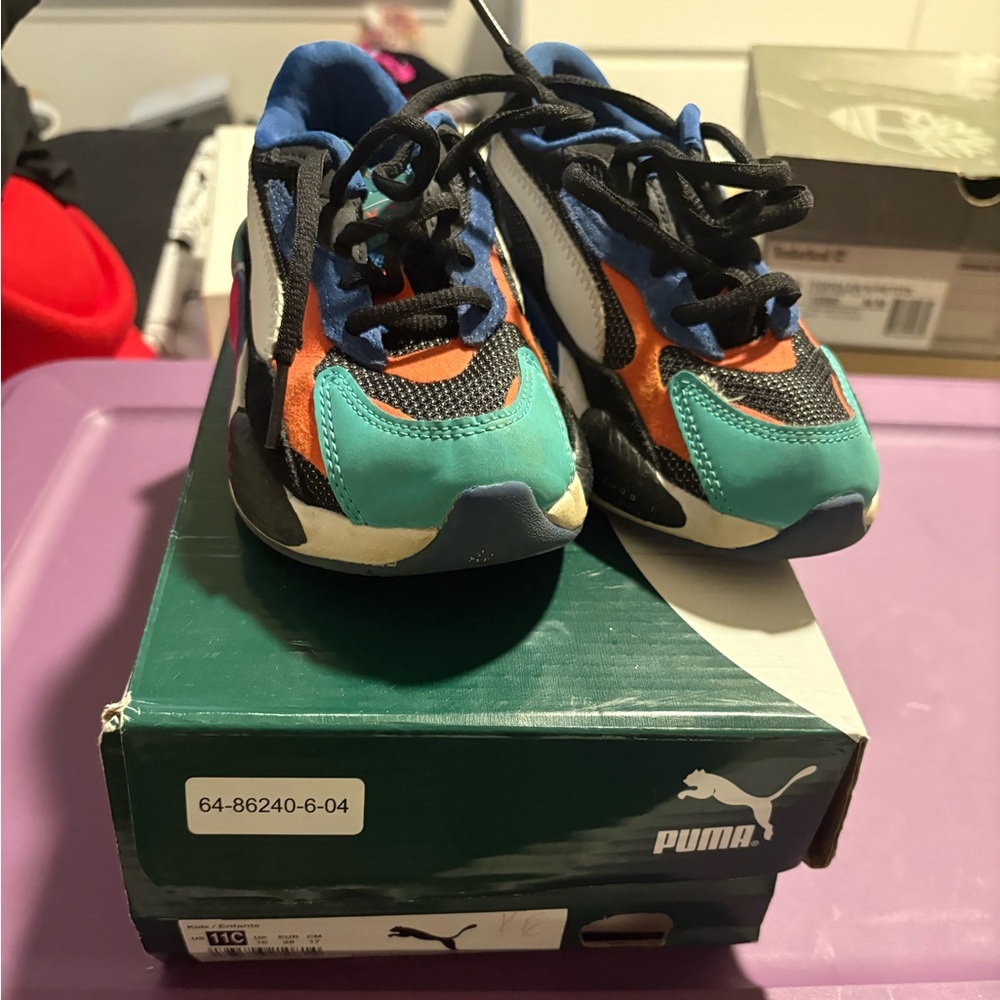 Puma Teal and Orange Athletic Shoes